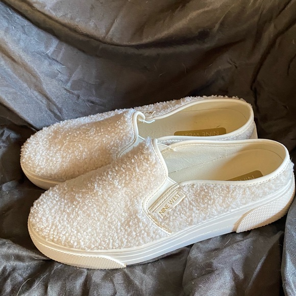 Nine West Shoes - Nine West- EUC- size 9 mules/ clogs slip ons